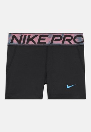 Czarne sportowe szorty z różowo-fioletowym gradientowym pasem, na którym znajduje się napis "NIKE PRO", a z przodu po lewej stronie widnieje niebieskie logo Nike.