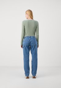 MAMALICIOUS MLKYOTO WORKWEAR STRAIGHT  - Traperice opuštenog kroja - medium blue denim