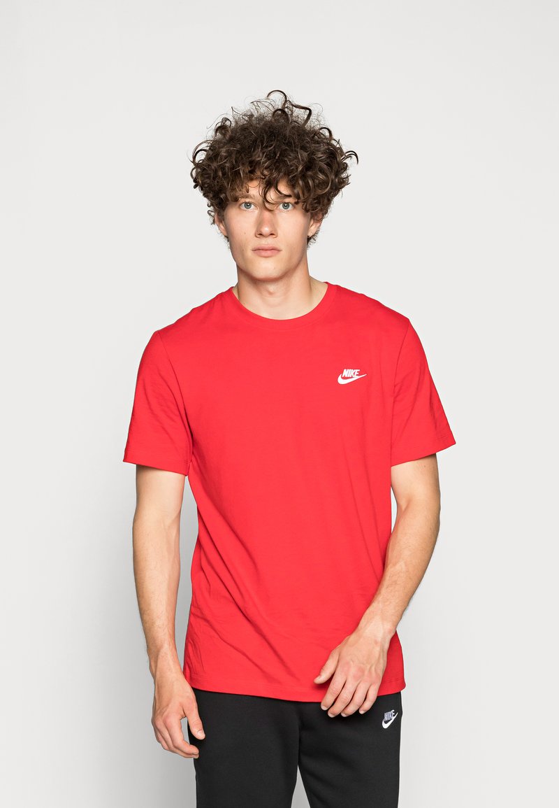 Nike Sportswear - CLUB TEE - T-shirts - university red/white, Forstørre