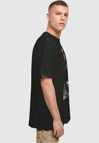 Upscale by Mister Tee GOODFELLAS POSTER  - T-shirts print - black