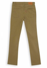 Jeans de color verde oliva oscuro con un diseño de pierna recta, que cuentan con bolsillos traseros con costuras curvas y una etiqueta de cuero de la marca en la cinturilla.