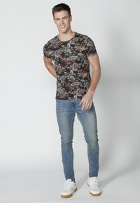 Koroshi SHORT SLEEVE - Tričko s potlačou - black