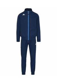 Tuta navy realizzata in tessuto leggero e liscio. La giacca presenta una chiusura con zip, colletto alto e logo bianco. I pantaloni hanno polsini elasticizzati.