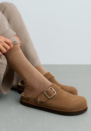 OYSHO, CLASSIC BUCKLE - Mules - leather