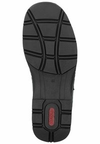 Semelle de chaussure en caoutchouc noir avec des motifs de semelle profonds, comportant des rainures pour une meilleure traction, et un logo rouge au centre, taille 41 indiquée.