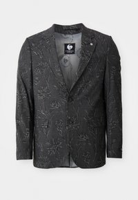 Blazer gris foncé avec motif floral gaufré, design à un bouton, deux poches avant et deux boutons noirs à l'avant.