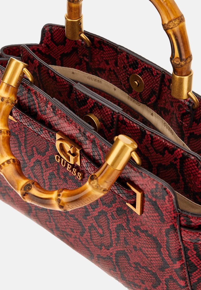 y2k✨GUESS one shoulder bag Python emboss Guess Abey Python Print 