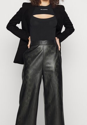 Blazer - black