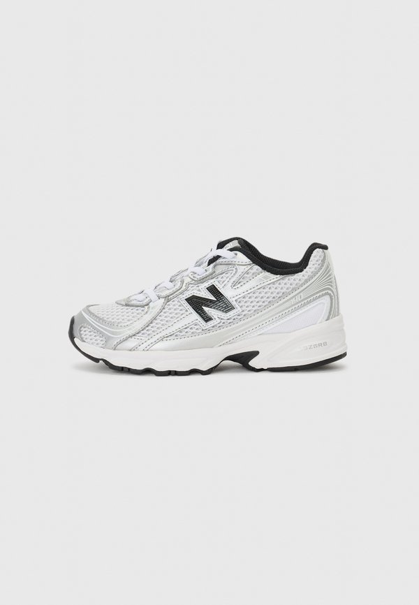 PZ740 UNISEX - Trainers