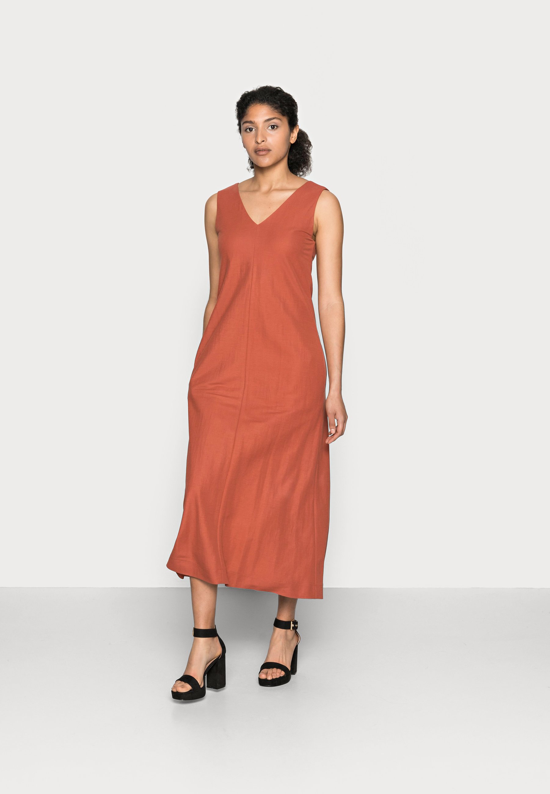 Esprit Collection Vestito lungo - terracotta/rosso metallico - Zalando.it