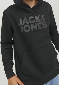 Jack & Jones Junior JJECORP LOGO HOOD - Mikina s kapucí - black