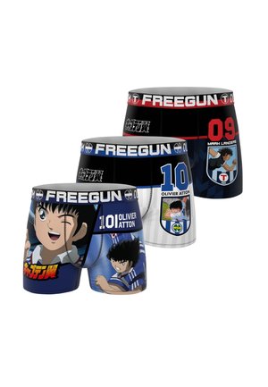 Trois paires de boxers avec des motifs de personnages de football style anime et le texte "FREEGUN" sur les ceintures en rouge, bleu et noir.