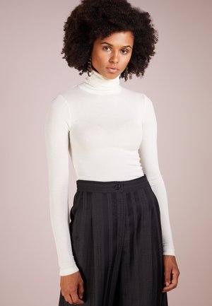 ANGELA ROCK NECK - Jumper - snow white