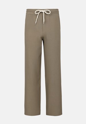 Hellbraune, locker sitzende Hose mit elastischem Bund und weißem Kordelzug, geraden Beinen, ohne sichtbare Taschen oder Muster.