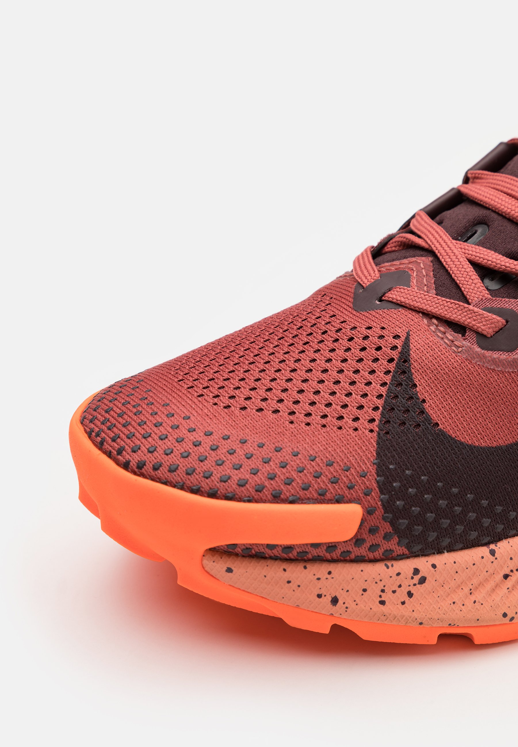 Nike Performance PEGASUS TRAIL 2 - Zapatillas de trail running - canyon  rust/mahogany/smokey mauve/marrón - Zalando.es