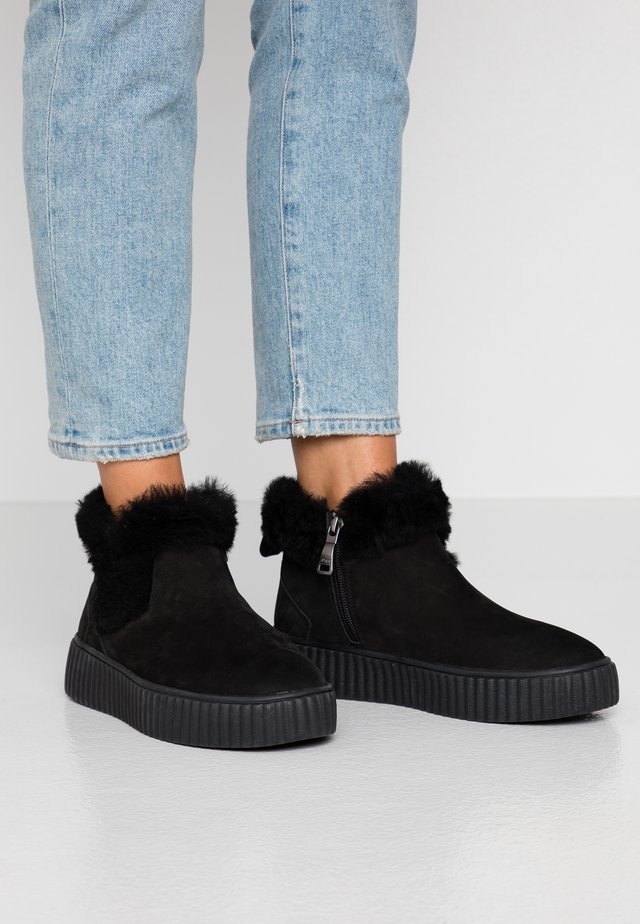 CLIA - Ankelboots - black