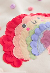 Non selezionato, cream rainbow taco