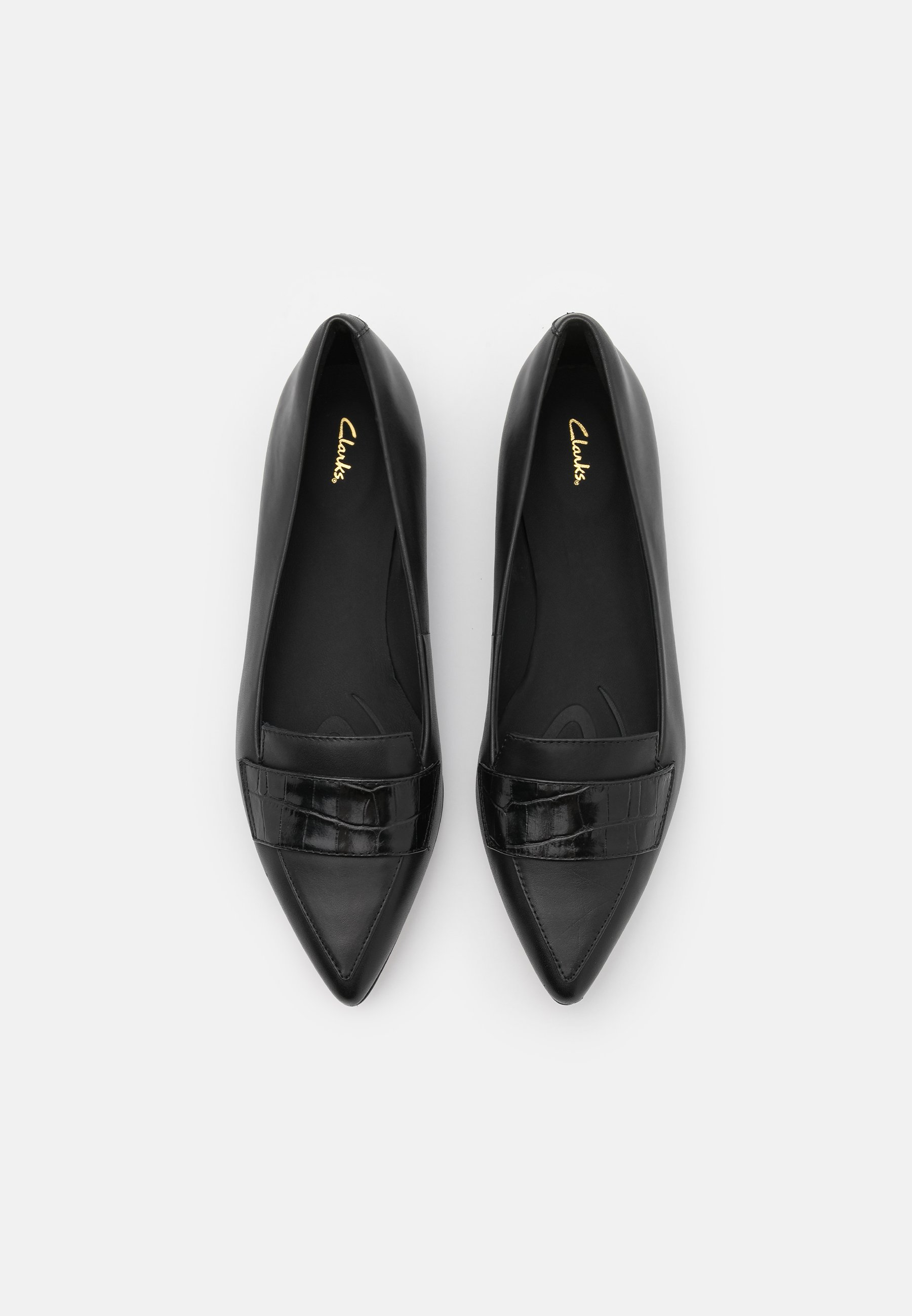 clarks pointed flats