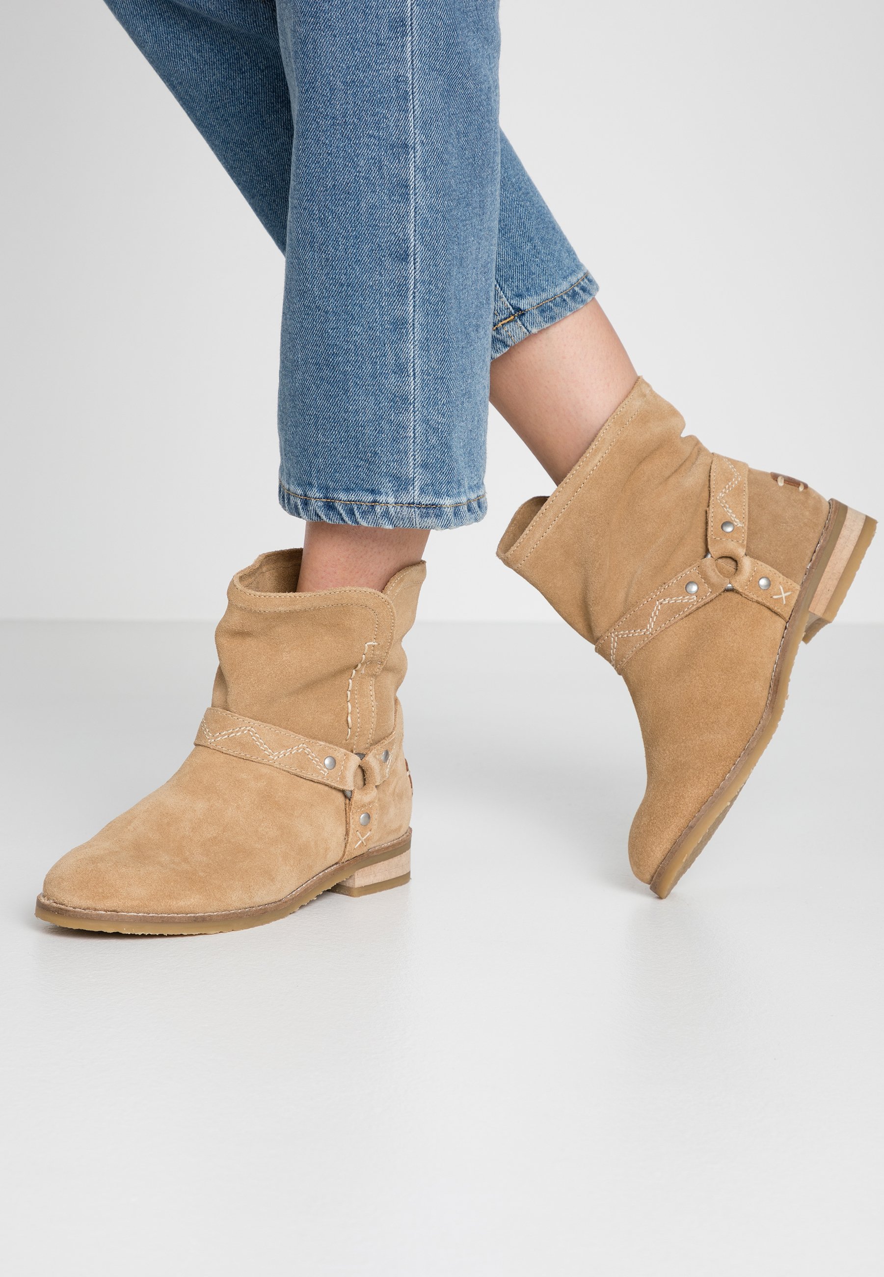 MUSSE CLOUD Wenda Boots Femmes Negro Botines Botas Zapatos y multisped.com.mk