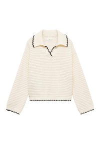 Cremefarvet sweater med struktureret strik, kontrasterende sort scallopkrave og -kant. Har lange ærmer, cropped design og v-hals.