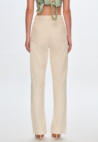 adL JESSICA - Vaqueros rectos - beige