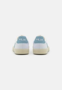 Veja CAMPO - Tenisice - white/steel
