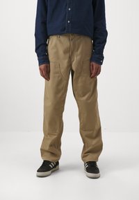 Carhartt WIP DOUBLE KNEE PANT - Bukser - sable