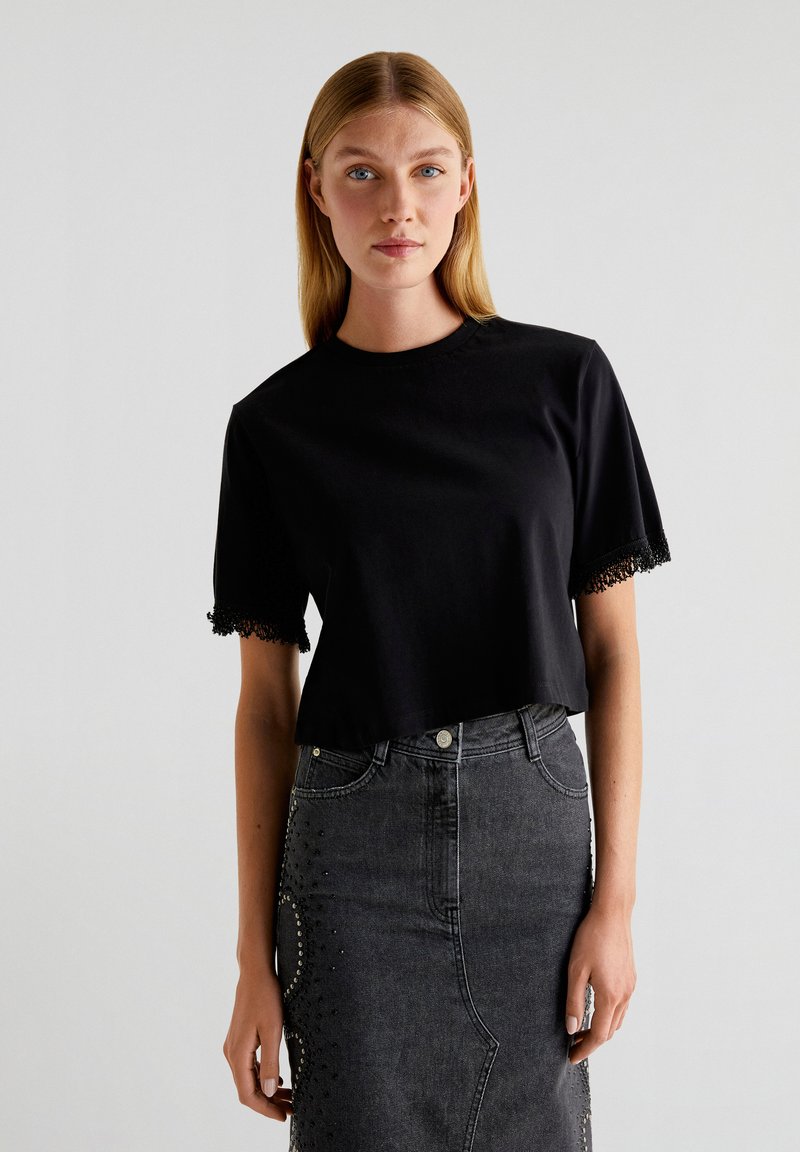 Scalpers T-shirt med print - black