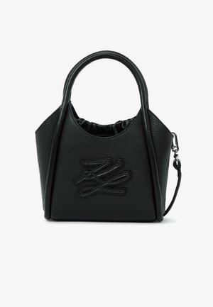 Borsa a mano in pelle nera con superficie testurizzata, manici arrotondati, chiusura con coulisse e logo decorativo cucito sul davanti.