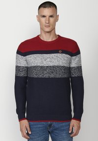 Unausgewählt, rojo red