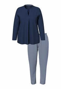 Top de manga larga azul marino con cuello en V y detalles de pliegues, combinado con pantalones de color azul claro con estampado de diamantes.
