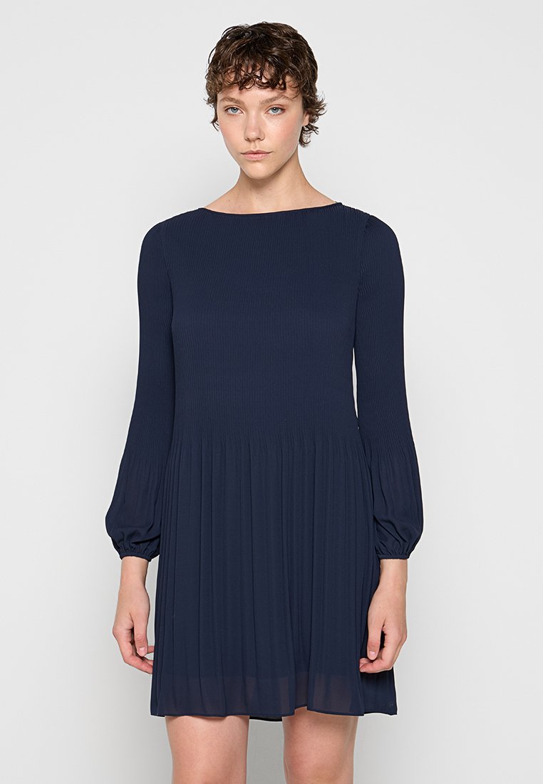 Boss Jurk donkerblauw Boss Jurk donkerblauw