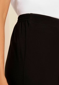 Friends Like These ELASTICATED WASIT SOFT SLINKY WIDE LEG  - Auduma bikses - black