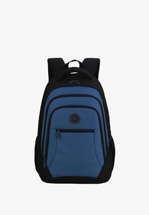 Zaino blu e nero con più scomparti con cerniera, spallacci imbottiti e una maniglia superiore.