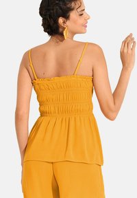 Lisca Top - jaune