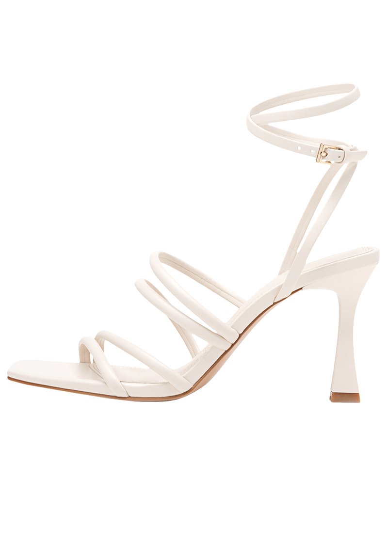 Stradivarius Bruidsschoenen crème Stradivarius Bruidsschoenen crème