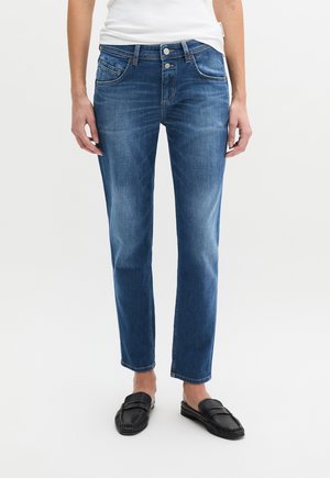 MODEL THEDA BOYFRIEND CROPPED MIT ZWEI KNÖPFEN - Jeans a sigaretta - dark blue