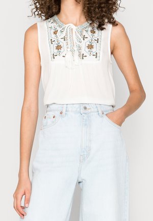Blouse - off-white