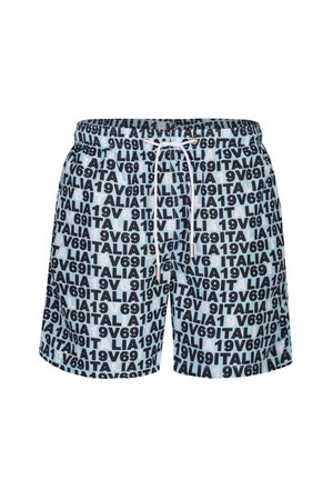 Hellblaue und schwarze Shorts mit weißem Kordelzug, bedeckt mit einem sich wiederholenden "ITALIA 1969"-Textmuster in verschiedenen Schriftarten und Größen.