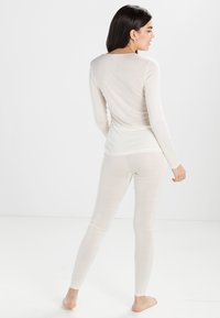 Hanro PURE SILK  - Koszulka do spania