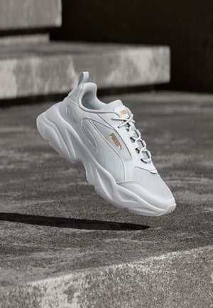 Puma, CASSIA 2.0 - Sneakers laag - white/gold-coloured