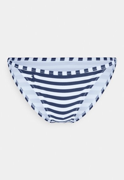 Parte de baixo de bikini listrada em azul marinho e azul claro com formato triangular, apresentando uma textura suave e costuras planas. Inclui um pequeno detalhe com logotipo.