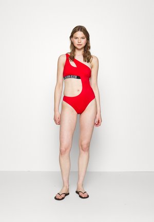 INTENSE POWER GIFT PACK SWIMSUIT AND TOWEL SET - Bañador - cardinal red