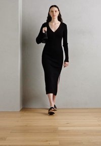 Thumbnail Image 2