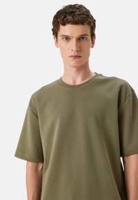 Koton - T-shirt basic
