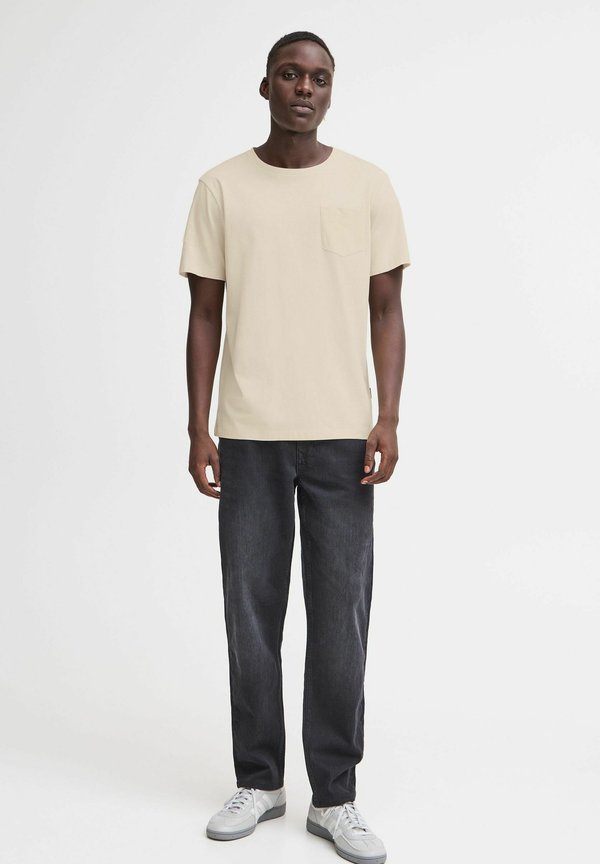 BHJAGO - Basic T-shirt - bleached sand2