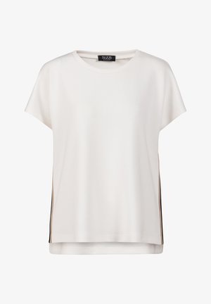 Blouse blanche à manches courtes avec encolure ronde et fines rayures verticales noires et beiges sur les côtés, étiquetée TUZZI.