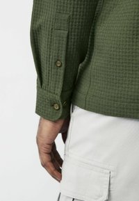 Next Vapaa-ajan kauluspaita - green