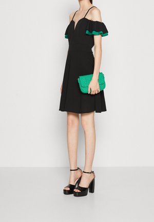 WAL G., Robe de soirée - black