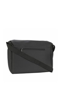 Borsa a tracolla nera realizzata in materiale sintetico testurizzato, con una tasca frontale con zip e una tracolla regolabile. Forma rettangolare.